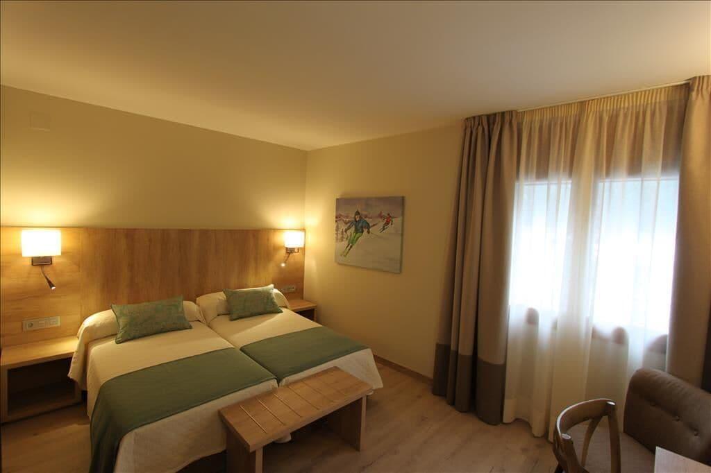 Hotel&Spa Real Villa Anayet Canfranc Exterior foto