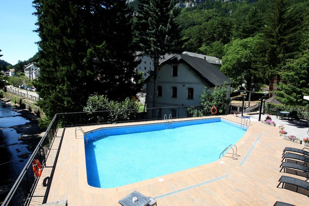 Hotel&Spa Real Villa Anayet Canfranc Exterior foto