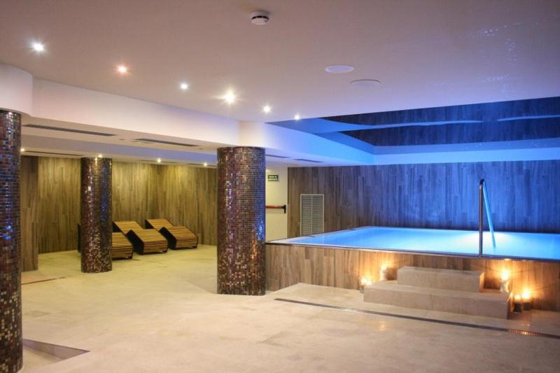 Hotel&Spa Real Villa Anayet Canfranc Exterior foto
